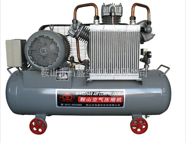 （中高壓無油空壓機）結(jié)構(gòu)緊湊、維修方便。