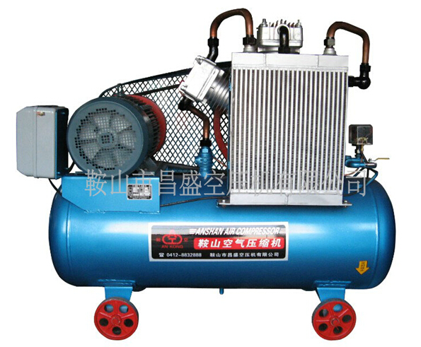 無(wú)油空氣壓縮機(jī)使用時(shí)應(yīng)注意。