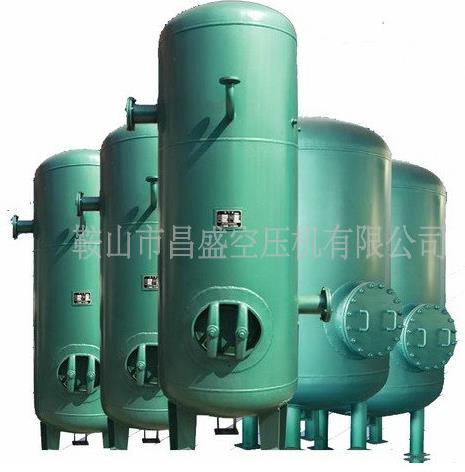 【立式儲氣罐】穩(wěn)穩(wěn)站立,蓄勢以待